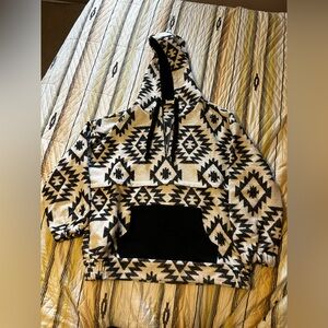NWOT Black & White Aztec Print Western Quarter Zip Hoodie Pullover